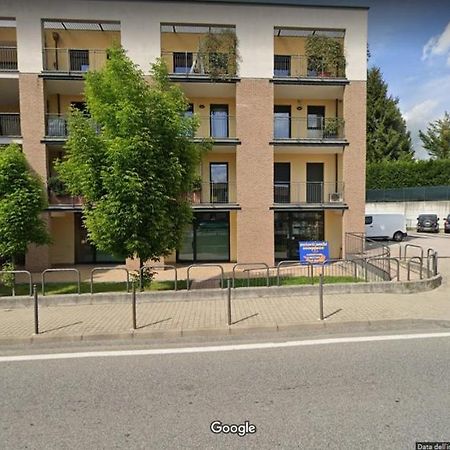 Apartment Victoria, Cozy Studio Flat Near Leonardo Academy Sesto Calende Luaran gambar